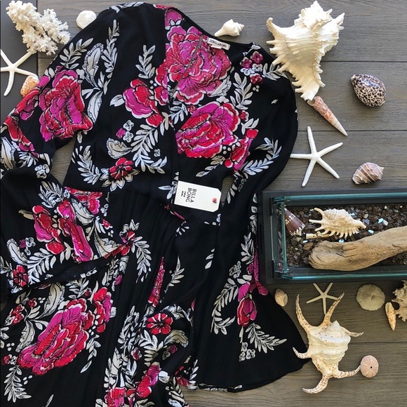 🌴🌼BILLABONG- DRESS🌼🌴 - Picture 2 of 8